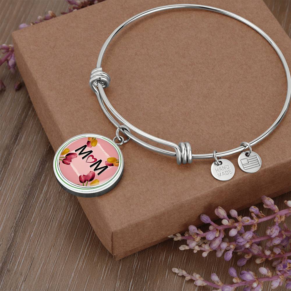 "MOM" Print Circle Pendant Luxury Bangle-Free Shipping